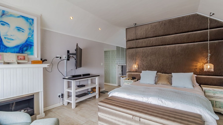 4 Bedroom Property for Sale in Blue Lagoon Western Cape